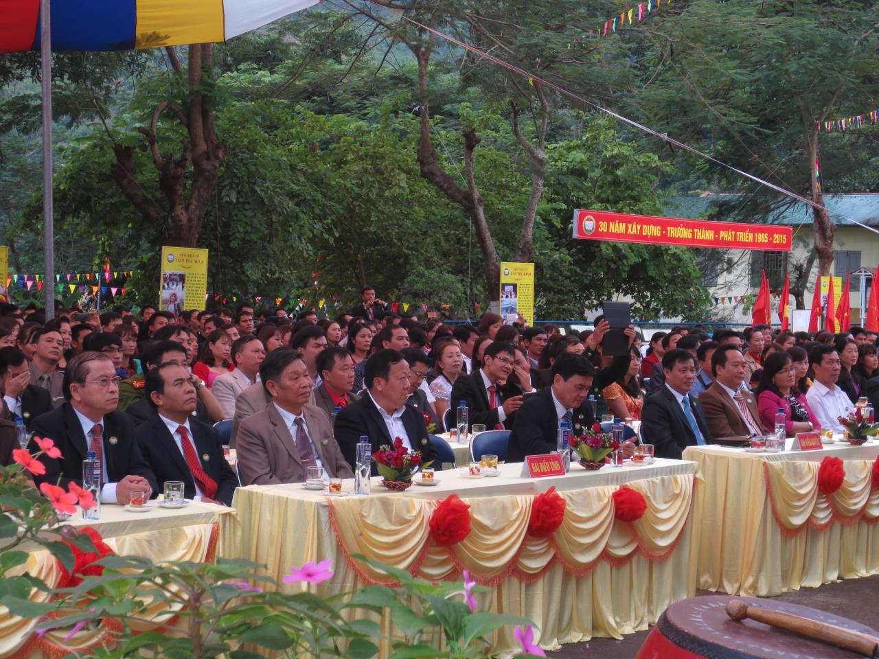 Lễ Mít tinh kỉ niệm 30 năm thành lập trường (1985-2015)