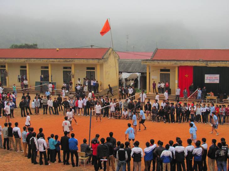 Các trận đấu sau Lễ khai mạc diễn ra rất sôi động